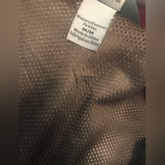 Mountain Equipment Co-op Fuchsia colour shell size medium - Picture 4 of 8